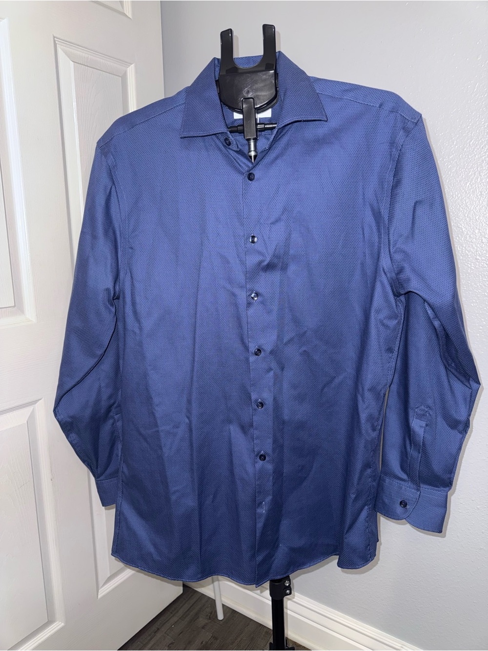 Charles Tyrwhitt Men’s 17/35 Blue Non-Iron Extra Slim Fit Cotton Dress Shirt